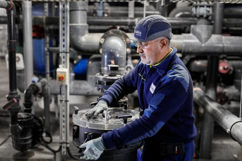 @Benjamin Colombel 04